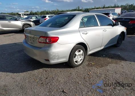 2013 Toyota Corolla L z USA, uszkodzony, nr VIN 2T1BU4EE8DC006987
